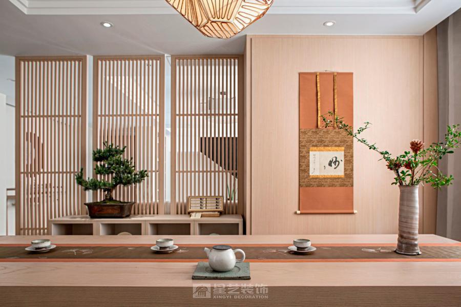 不追求華麗，而追求舒適；不堆砌裝飾，而回歸生活本身